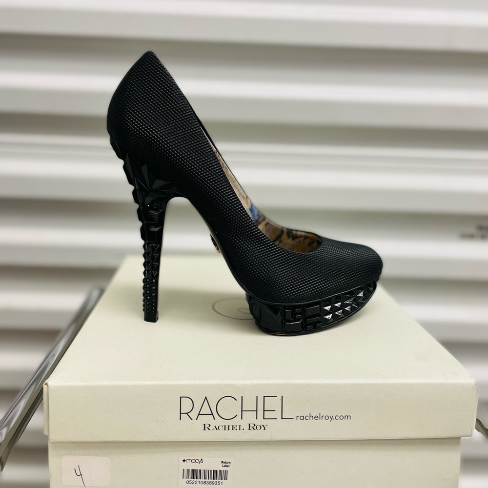 Shoes - Picture 2 of 3